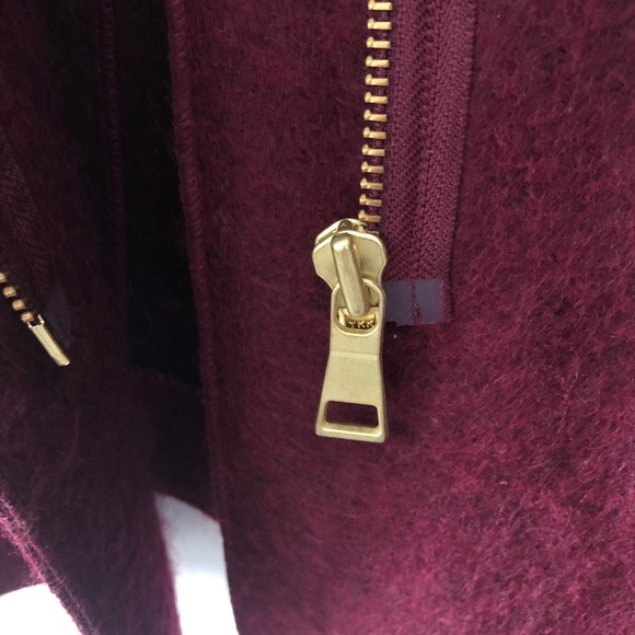 Asobio Wool Burgundy Cape - Picture 4 of 6